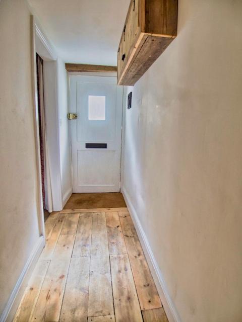 Knocker Cottage Is A 3 Bedroom Made Up Of 1 Double Bedroom And 2 Small Double Bedrooms In Small Village 10 Min To Beaches Camborne Exterior foto