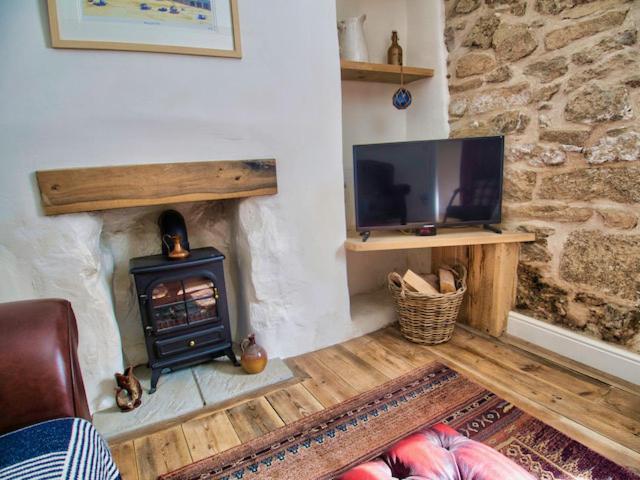 Knocker Cottage Is A 3 Bedroom Made Up Of 1 Double Bedroom And 2 Small Double Bedrooms In Small Village 10 Min To Beaches Camborne Exterior foto
